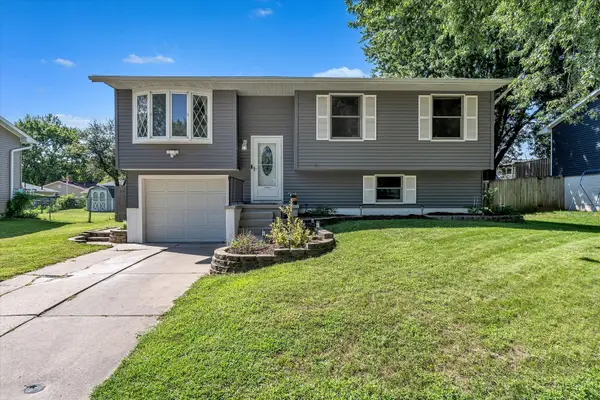 4718 N Sturdevant Street, Davenport, IA 52806