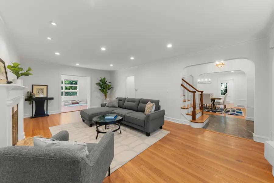 6557 N Ponchartrain Boulevard, Chicago, IL 60646 - #3