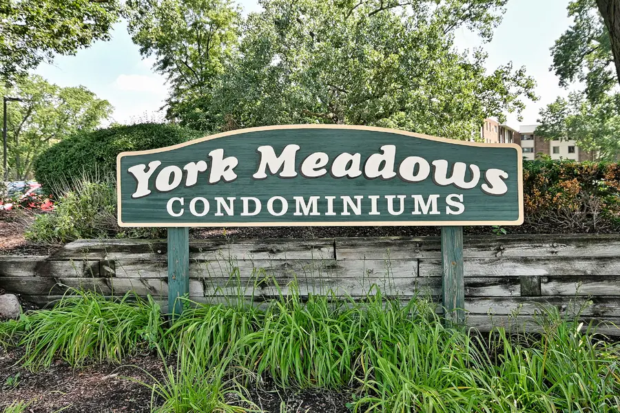 841 N York Road #226, Elmhurst, IL 60126 - #2