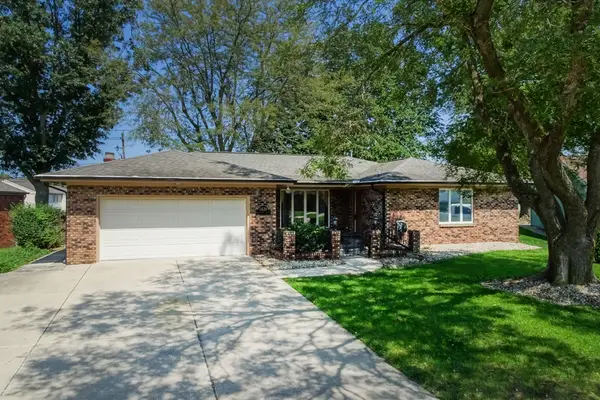 1420 Westview Drive, Normal, IL 61761