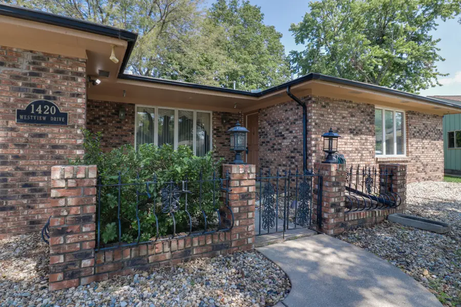 1420 Westview Drive, Normal, IL 61761 - #2