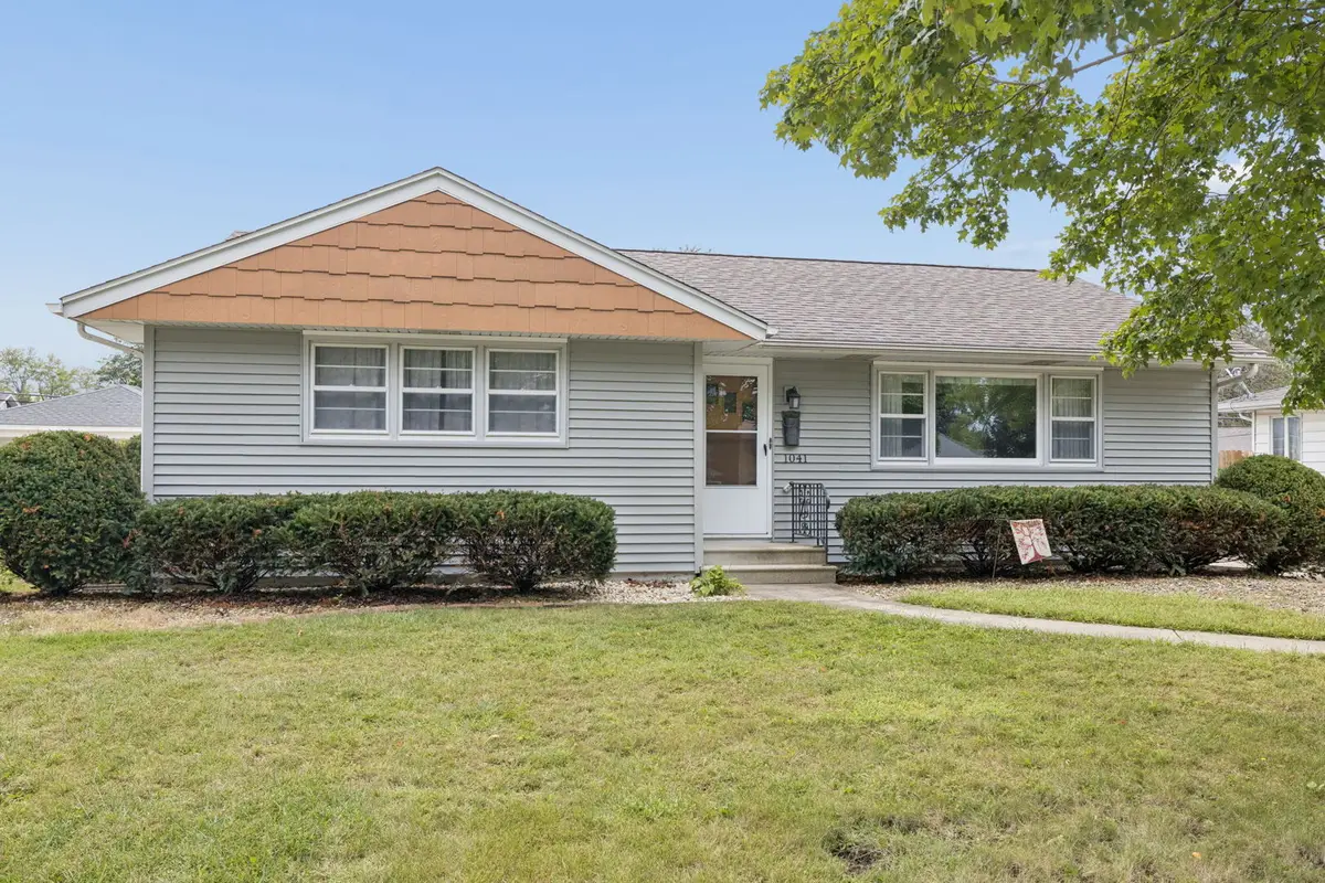 1041 E 8th Street, Lockport, IL 60441 - #1
