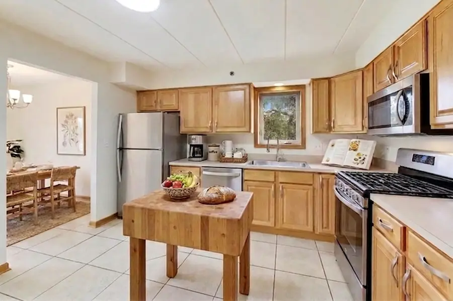 4401 Pershing Avenue #2N, Downers Grove, IL 60515 - #2
