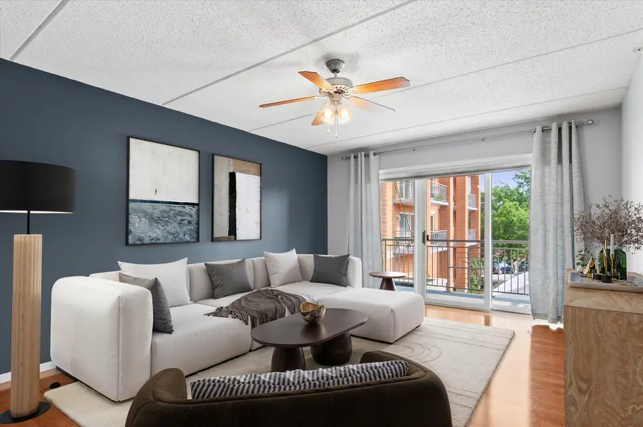 1 S Lincoln Avenue #202, Lombard, IL 60148 - #2