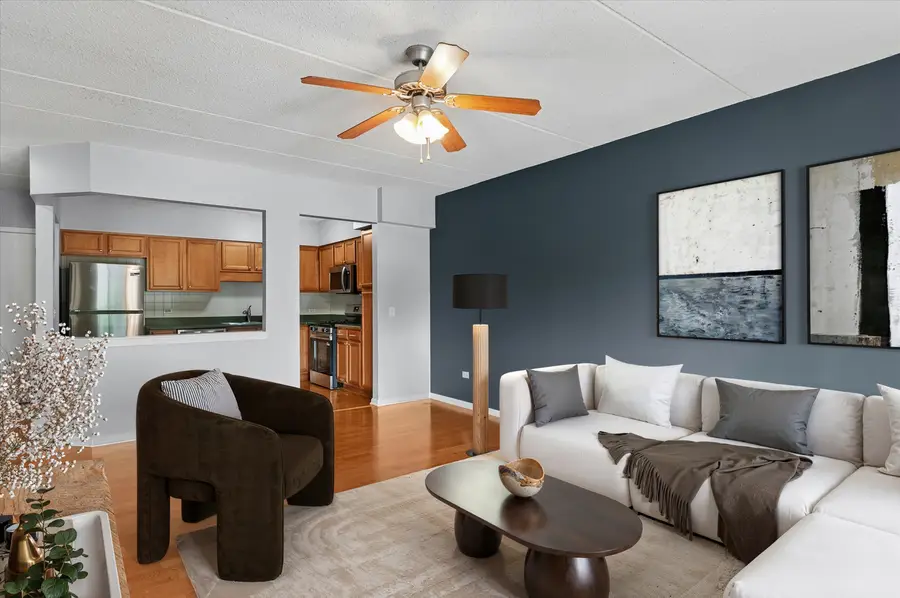 1 S Lincoln Avenue #202, Lombard, IL 60148 - #3