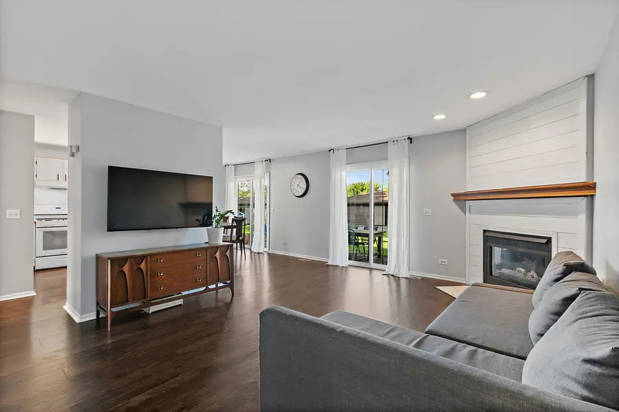 2352 South Street #D, Elgin, IL 60123 - #3