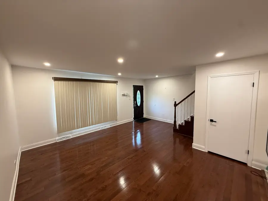 20 N Albert Street, Mount Prospect, IL 60056 - #3