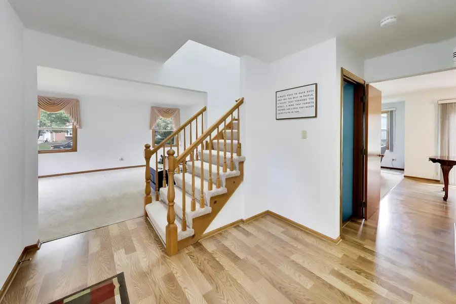 7533 Wilton Road, Darien, IL 60561 - #3