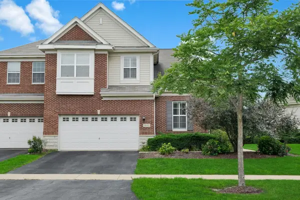 1031 Ravendale Court, Naperville, IL 60540