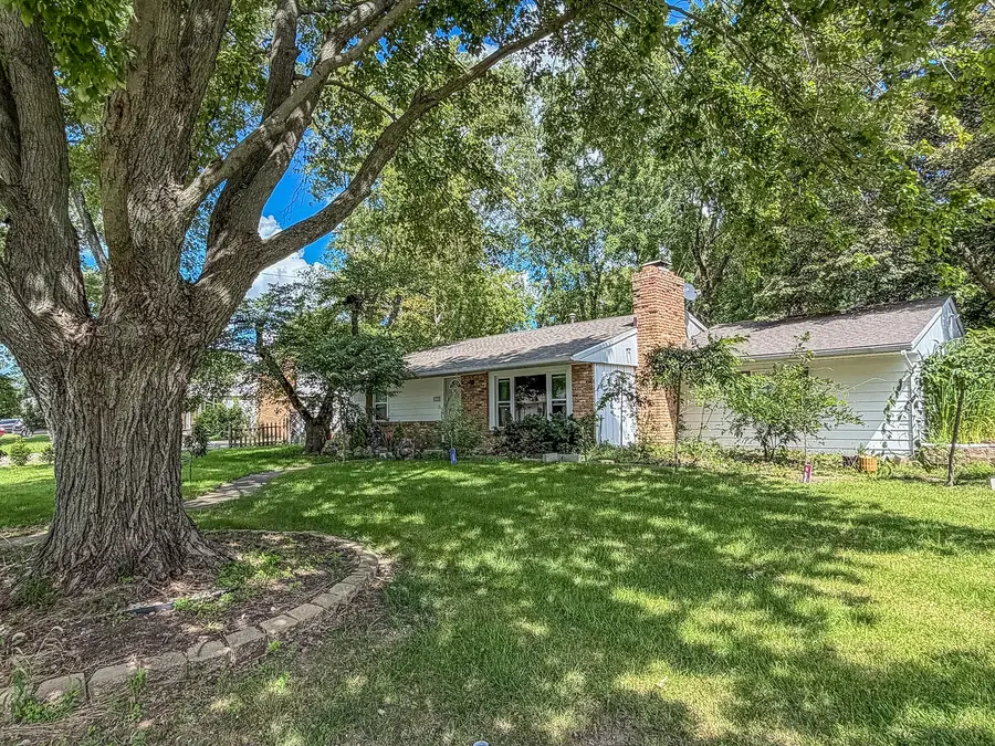 910 Maplepark Drive, Champaign, IL 61821 - #3