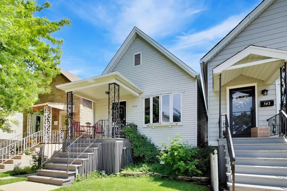 539 W 44th Street, Chicago, IL 60609 - #1