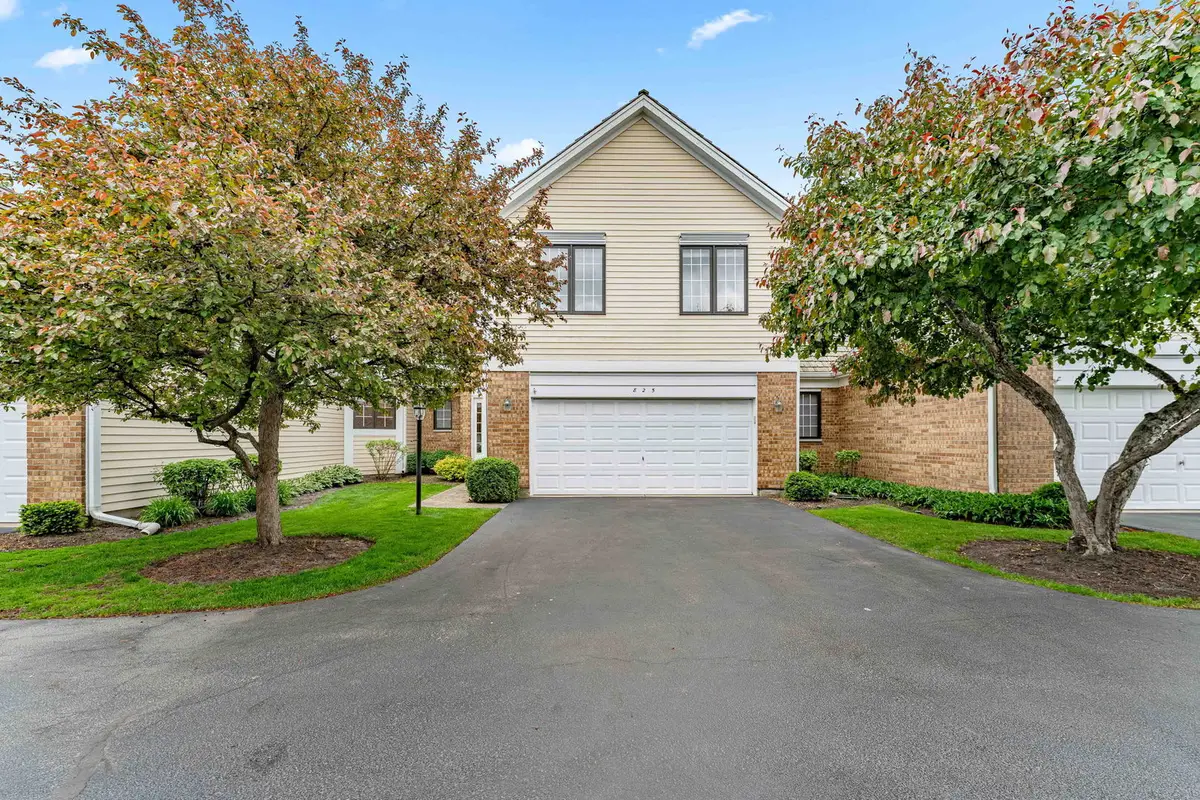 825 Braeman Court, Libertyville, IL 60048 - #1