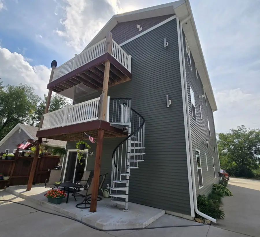 420 24th Avenue, Naplate, IL 61350 - #3