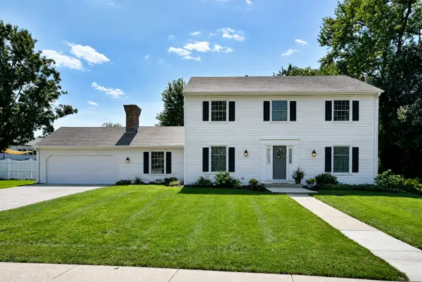 6S370 New Castle Road, Naperville, IL 60540