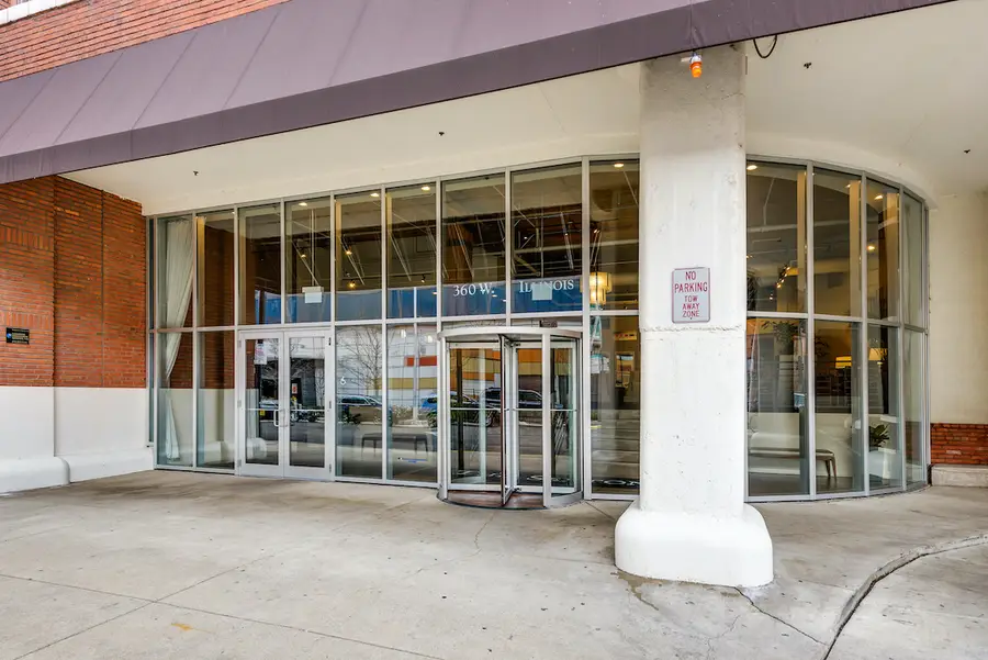 360 W Illinois Avenue #2F, Chicago, IL 60654 - #2