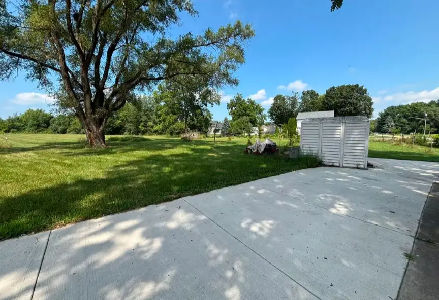 800 Lavern Avenue, Machesney Park, IL 61115 - #3
