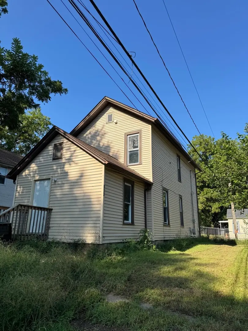 913 Vine Street, Davenport, IA 52804 - #3