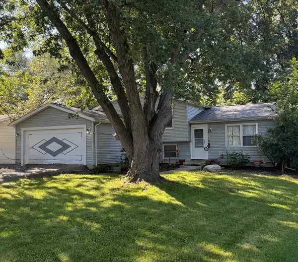 2505 Magnolia Lane, Lindenhurst, IL 60046