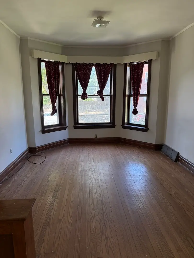 911 W 84th Street, Chicago, IL 60620 - #3