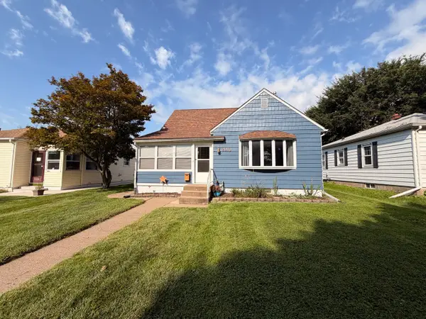2010 46th Street, Rock Island, IL 60201