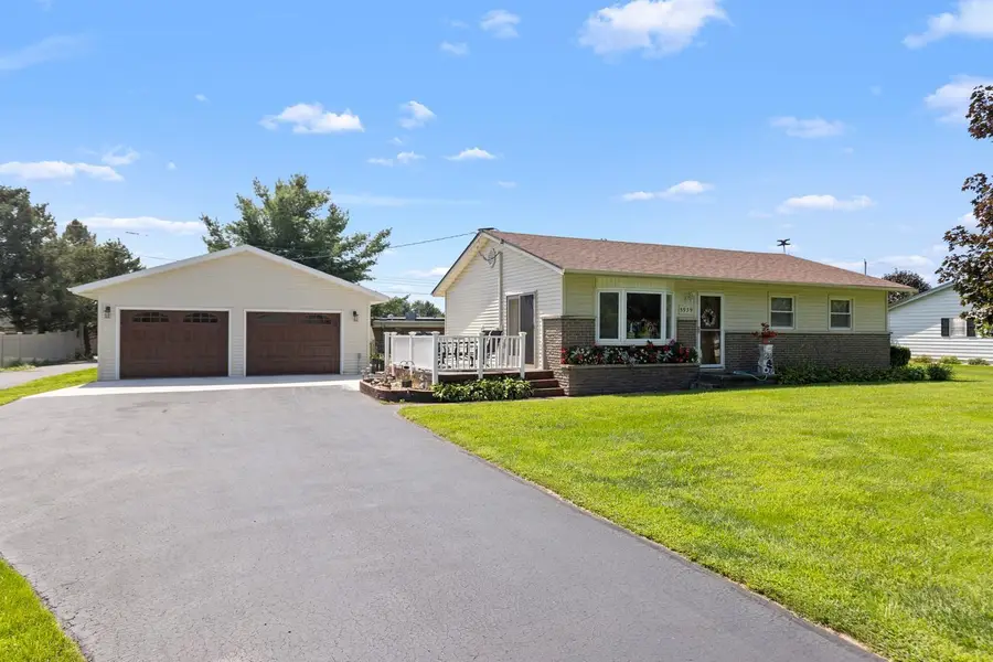 5939 Vesper Drive, South Beloit, IL 61080 - #3
