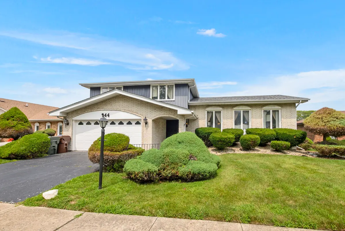 944 E 193rd Place, Glenwood, IL 60425 - #1