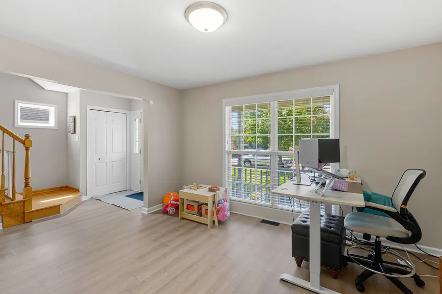 752 Kensington Boulevard, Dekalb, IL 60115 - #3