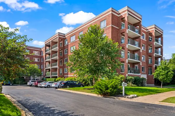 5360 N Lowell Avenue #511, Chicago, IL 60630