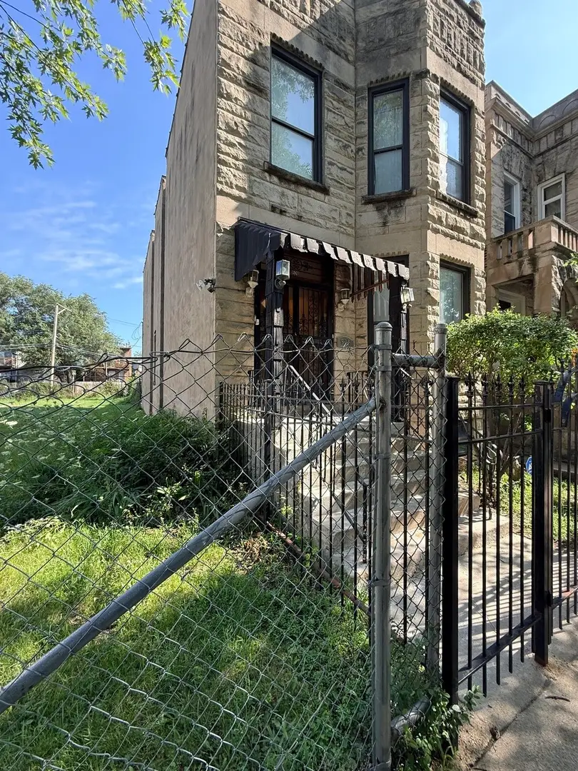 528 E 46th Place, Chicago, IL 60653 - #1