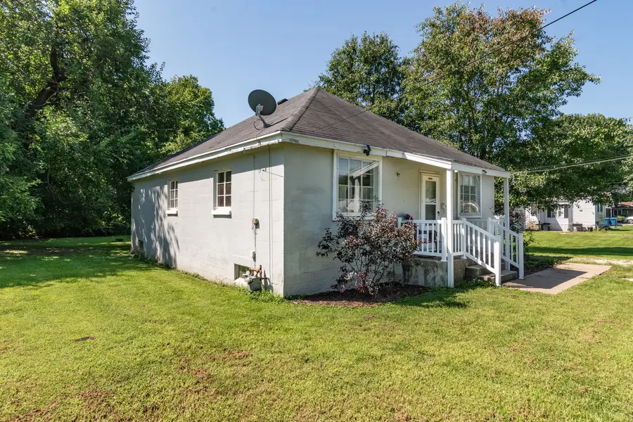 315 W 3rd Street, Streator, IL 61364 - #2