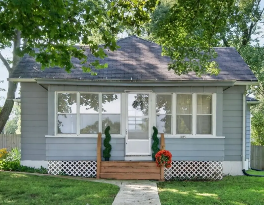 605 W 2nd North Street, Wenona, IL 61377 - #1