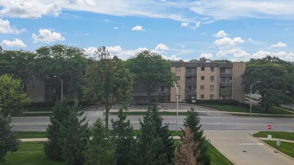 1133 S Finley Road S #402, Lombard, IL 60148