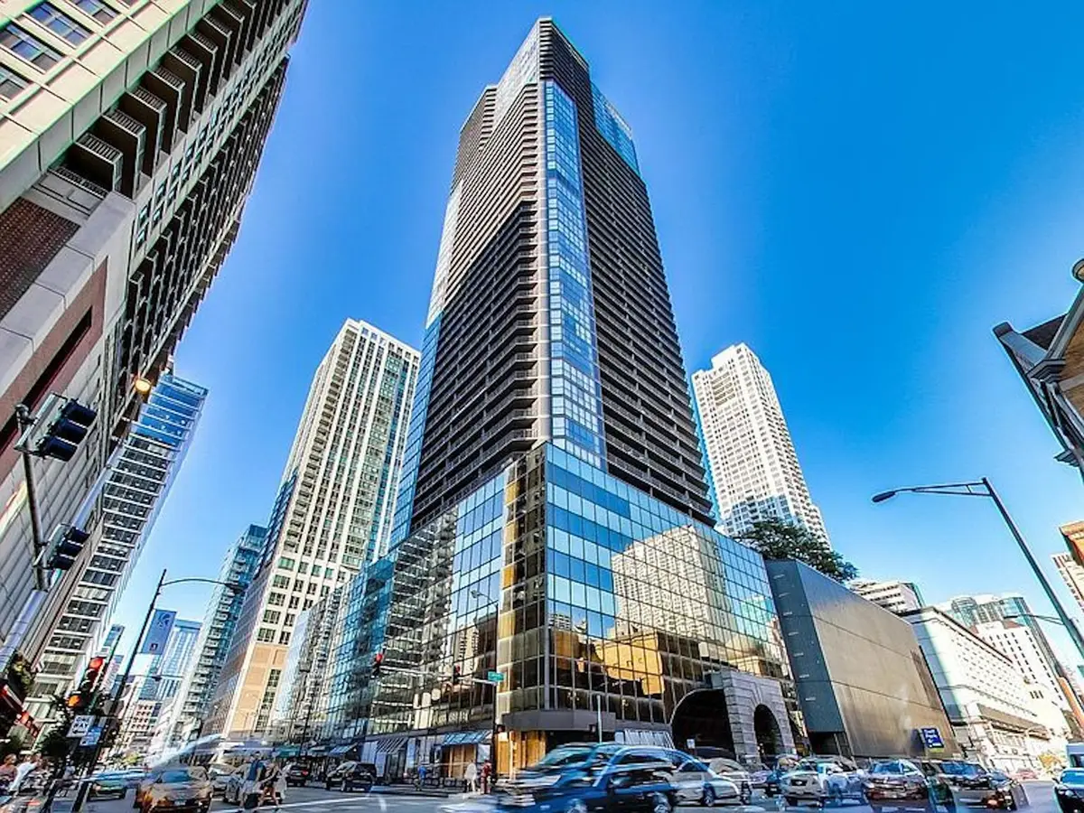 10 E Ontario Street #4304, Chicago, IL 60611 - #1