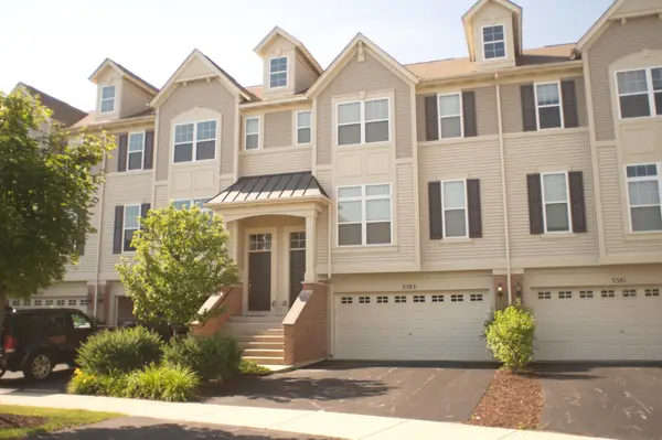 3383 Kentshire Circle, Aurora, IL 60504