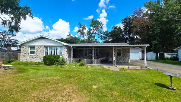 18 Bonanza Drive, Centralia, IL 62801