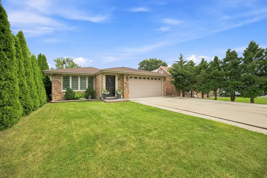 9307 S 81st Court, Hickory Hills, IL 60457 - #2