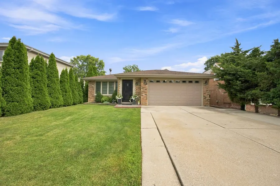 9307 S 81st Court, Hickory Hills, IL 60457 - #3