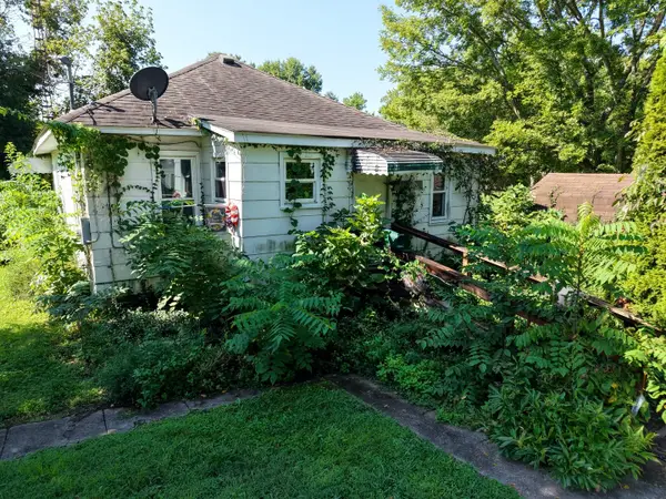 201 W 8th Street, West Frankfort, IL 62896