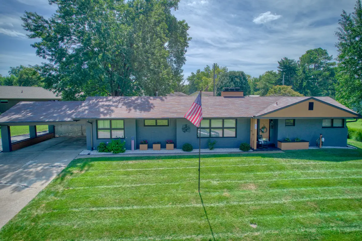 631 Indian Hill Drive, Herrin, IL 62948 - #1