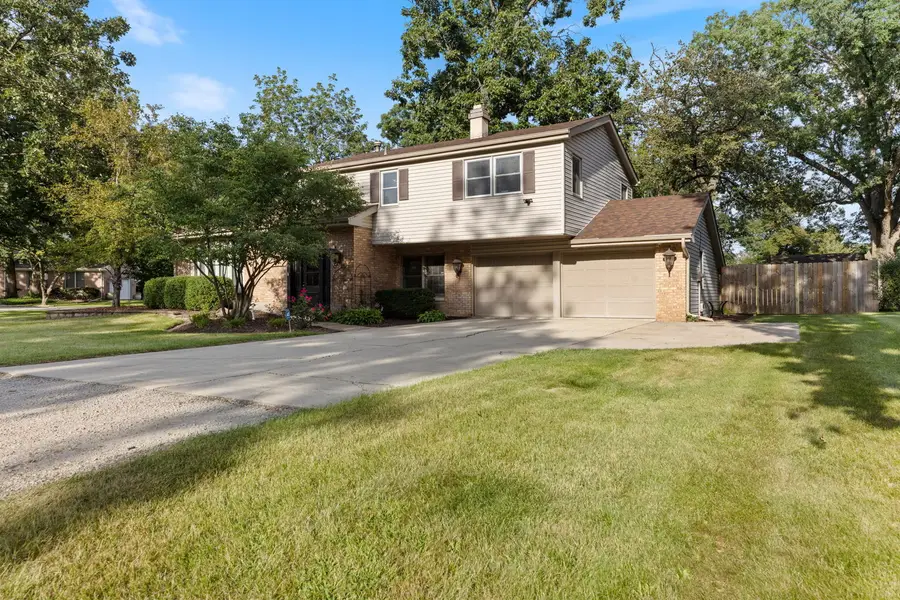 22353 S Knyghtwood Drive, Joliet, IL 60404 - #3