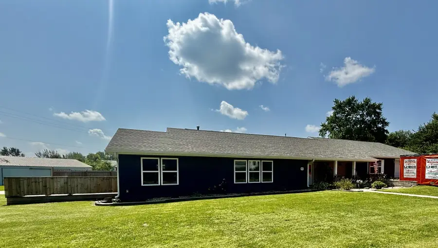 405 W Main Street, Bradford, IL 61421 - #2