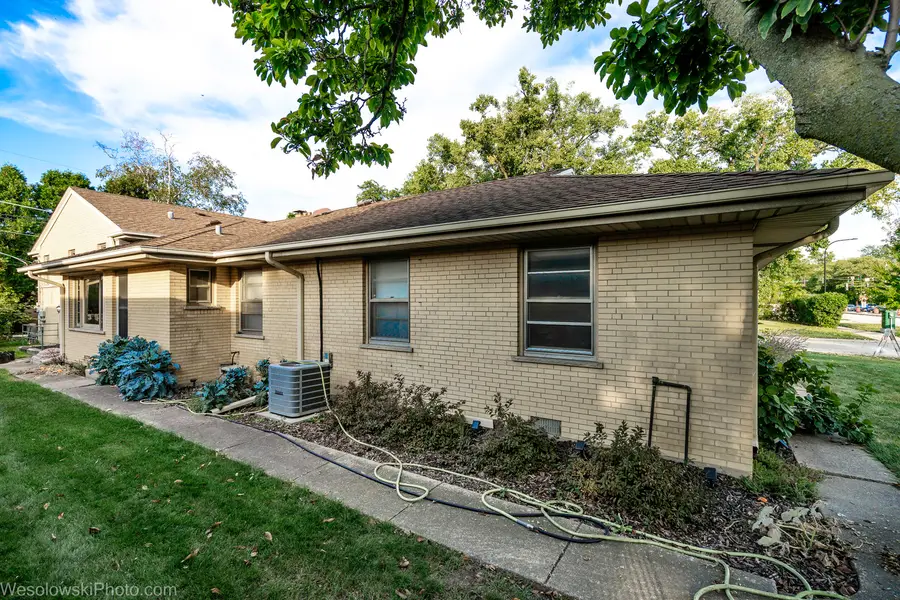 6400 N Knox Avenue, Lincolnwood, IL 60712 - #3
