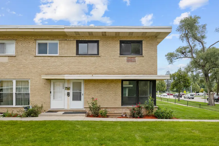 1250 N Wheeling Road, Mount Prospect, IL 60056 - #2