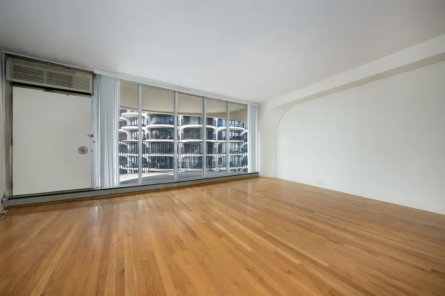 300 N State Street #4735, Chicago, IL 60654 - #3