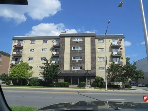 1247 S Harlem Avenue #401, Berwyn, IL 60402