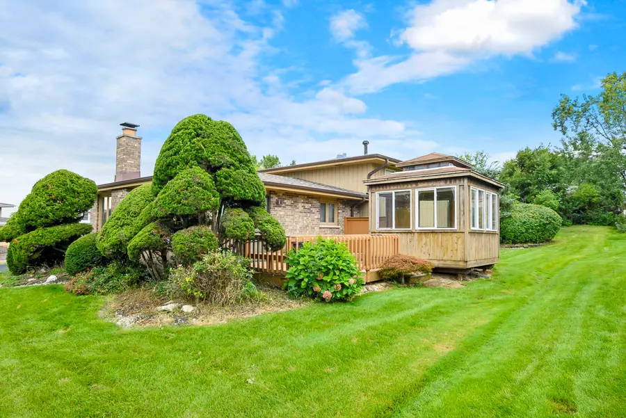 8024 Baldwin Trail, Hickory Hills, IL 60457 - #2