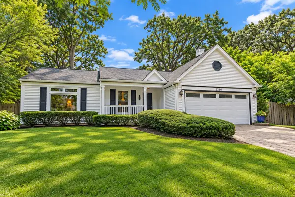 2210 Tahoe Parkway, Algonquin, IL 60102