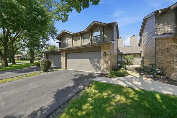 1636 Wildwood Lane, Darien, IL 60561