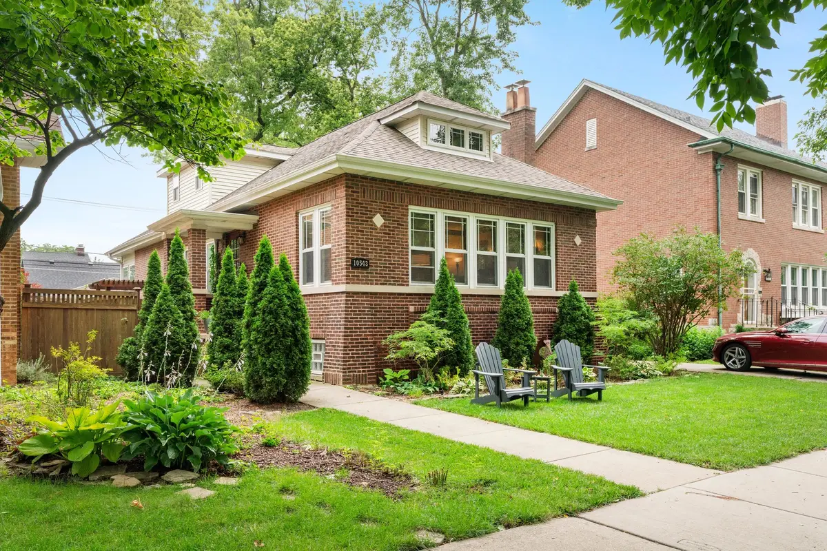 10543 S Hamilton Avenue, Chicago, IL 60643 - #1