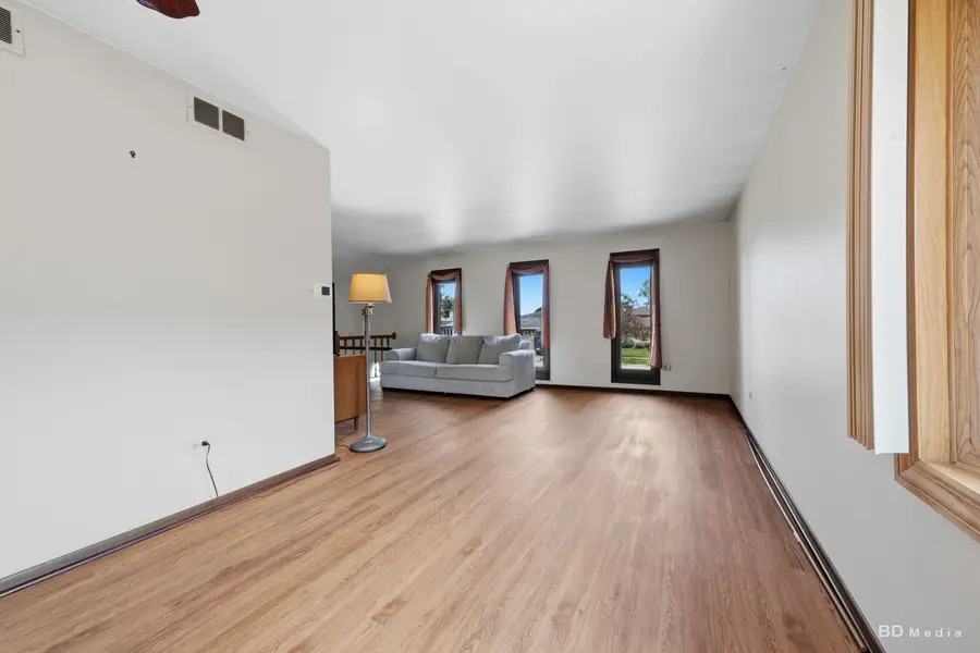 8326 S 78th Avenue, Bridgeview, IL 60455 - #3
